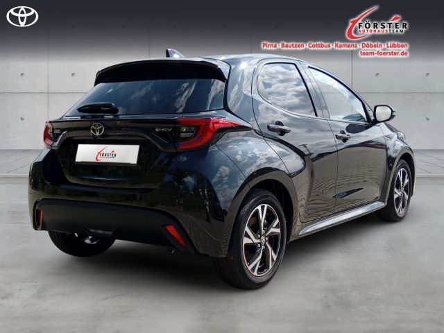 Toyota Yaris 1.5l Hybrid Teamplayer *COMFORT-P* imagem 2