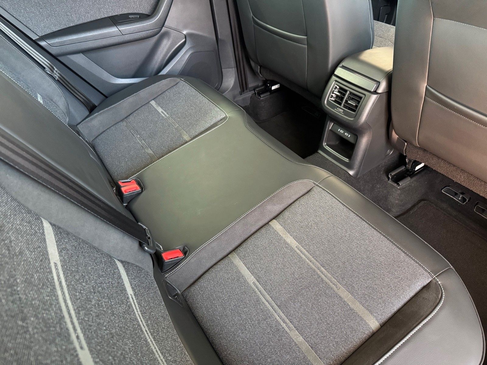 Fahrzeugabbildung SEAT Ateca Xperience 1.5 TSI