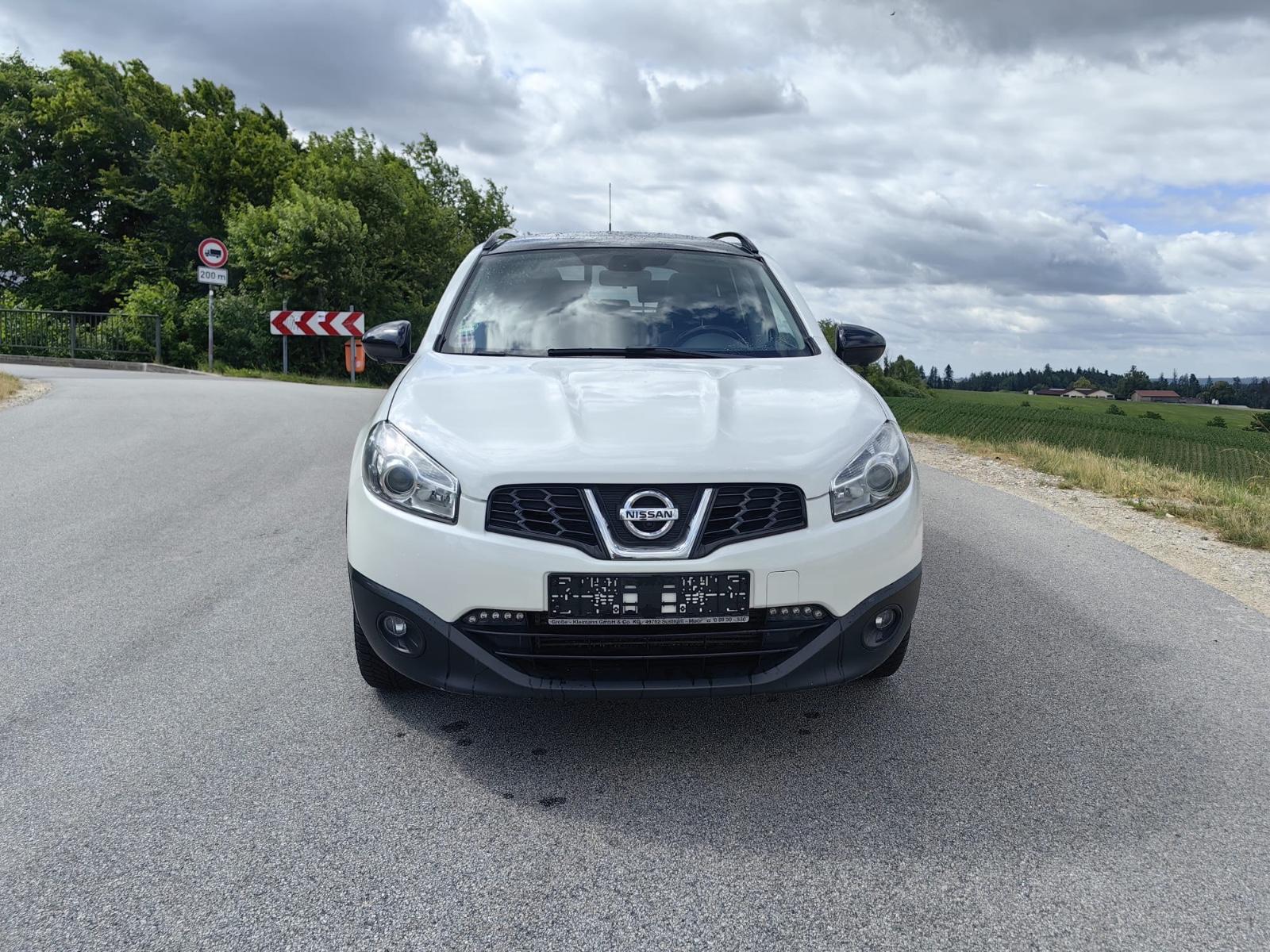 Nissan Qashqai DCI*7Sitze*Navi*Panorama*
