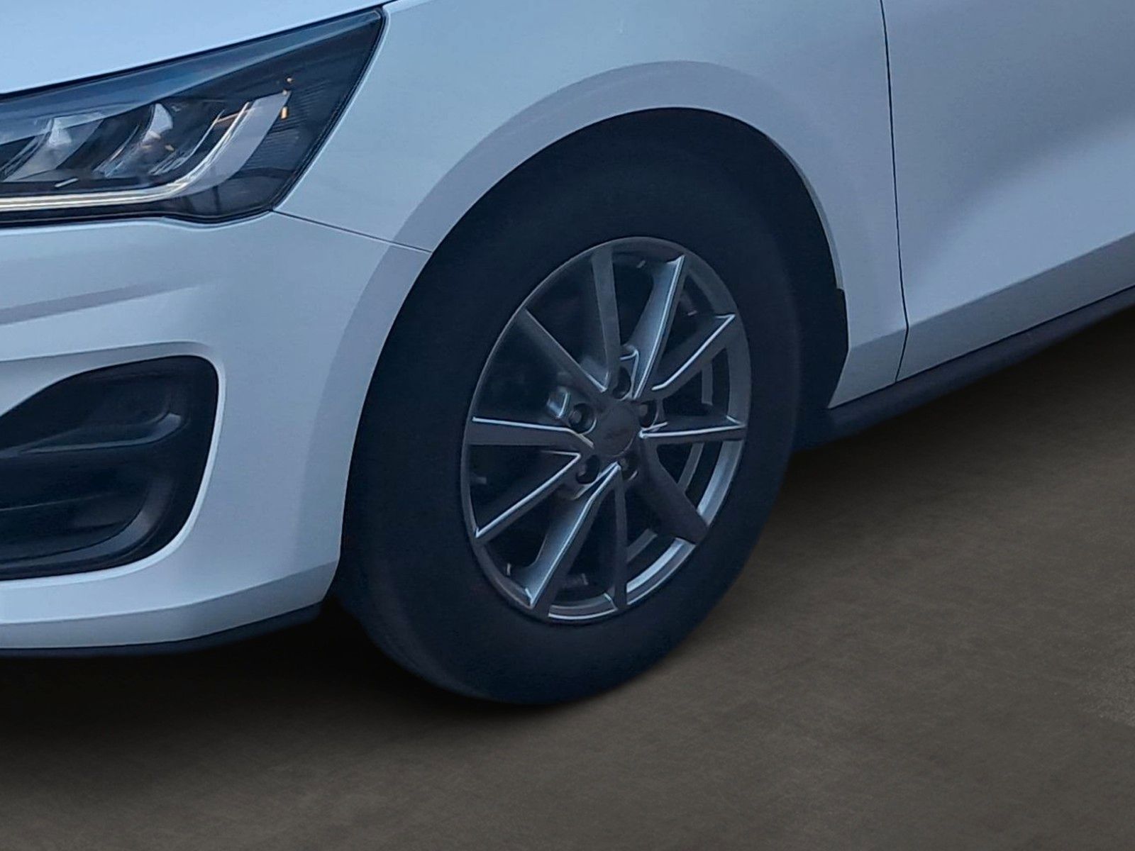 Fahrzeugabbildung Ford Focus Turnier Cool & Connect