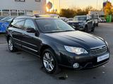 Subaru Legacy Outback 2.5i Outback Active AUTOMATIK*XEN - Subaru Outback in Stuttgart