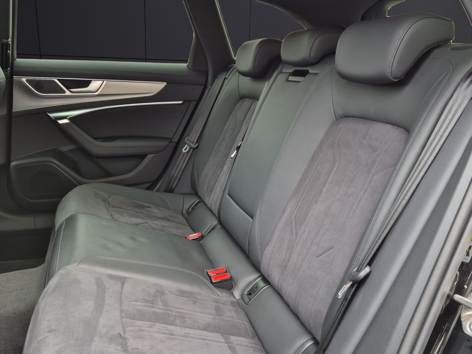 Fahrzeugabbildung Audi A6 Allroad 40 TDI quattro S-tronic Matrix Navi A