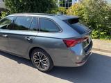 Skoda Octavia IV Combi 1.5 TSI DSG e-TEC LED*Navi*SHZ - Skoda Octavia iV Gebrauchtwagen