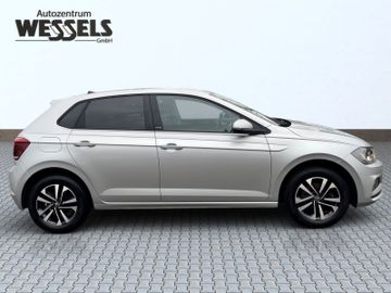 Volkswagen Polo VI United NAVI Active Info-Display