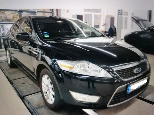 Ford Mondeo Lim. Alus.Klima.PDC.Sitzh.1Hand,Tüneu