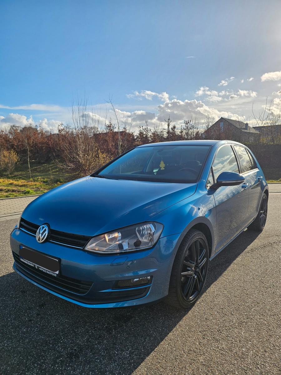 Volkswagen Golf VII Lim. Trendline BMT