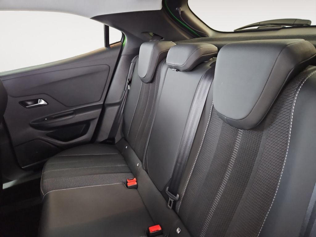 Fahrzeugabbildung Opel Mokka-e Elegance Matrix Sitzheiz.Winterreifen