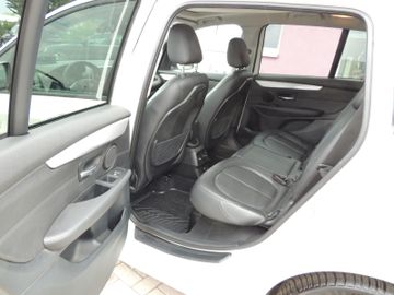 BMW 220 - 9