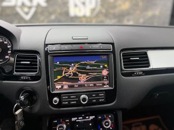 Volkswagen Touareg - 12