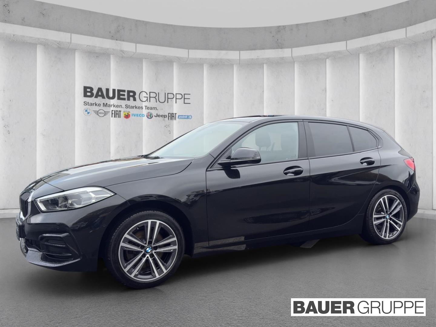 BMW 118 d Sport Line Pano Dach LED HiFi Komf. Zugang