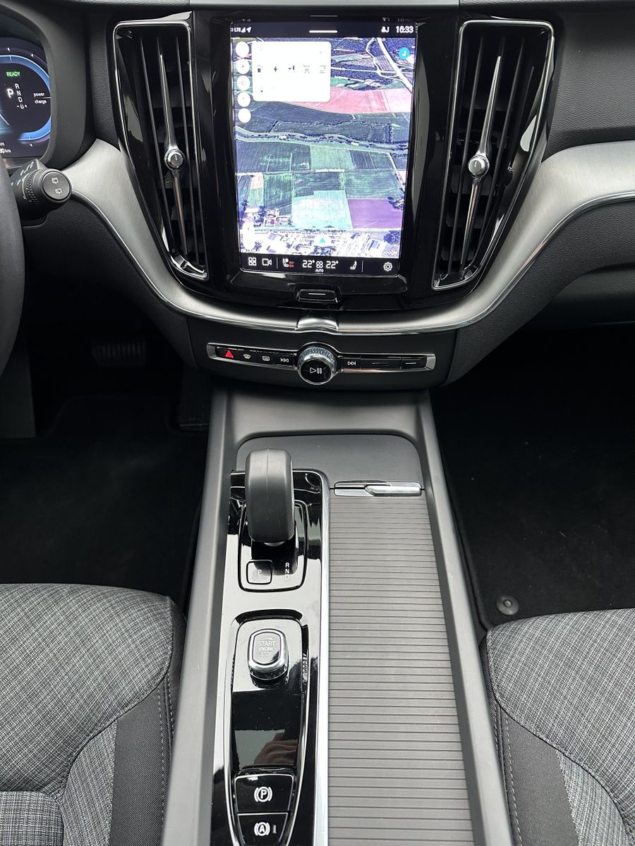 Fahrzeugabbildung Volvo XC60 T6 AWD Inscription Expression NAV+LED+AHK