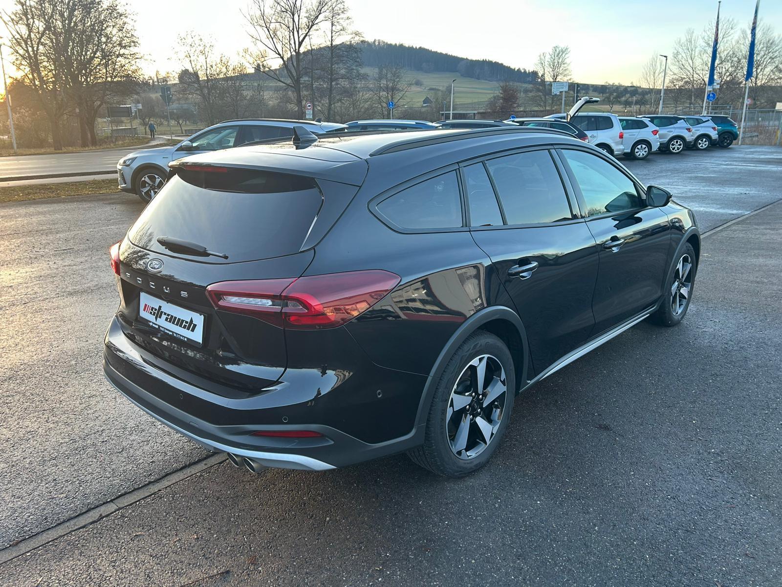 Ford Focus Turnier Active Panorama Mild-Hybrid