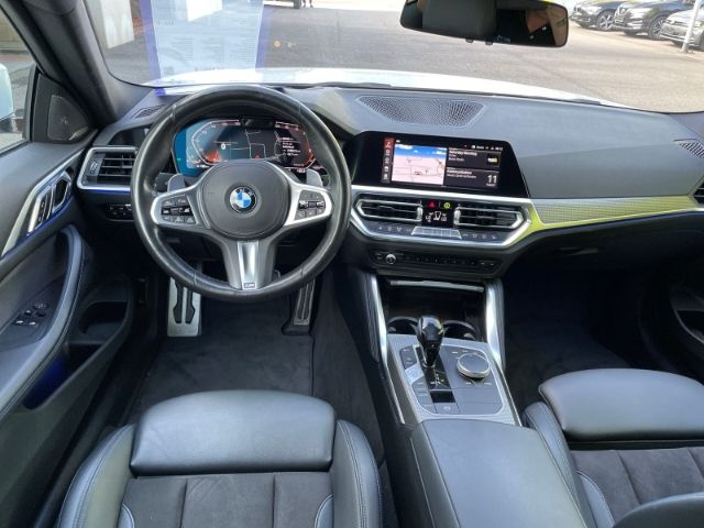 Fahrzeugabbildung BMW 420 i M Sport Autom. Navi, Rückfahrkamera, Sitzh