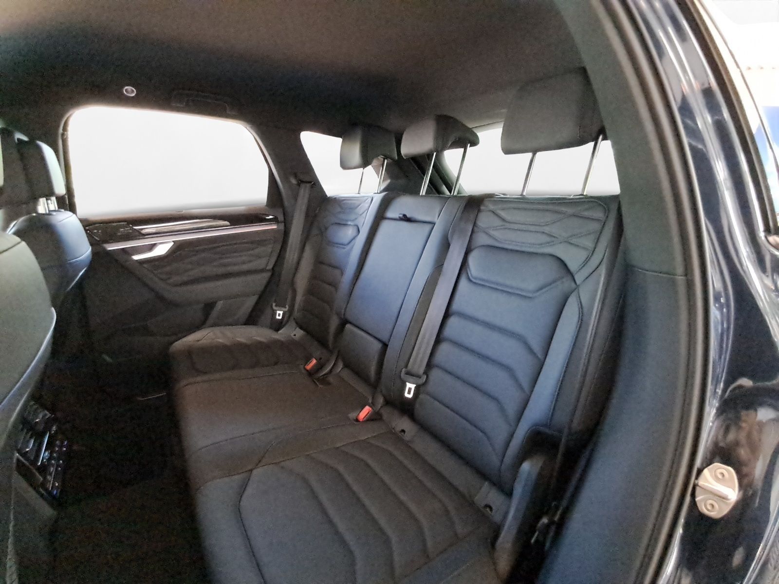 Volkswagen Touareg - Bild 10