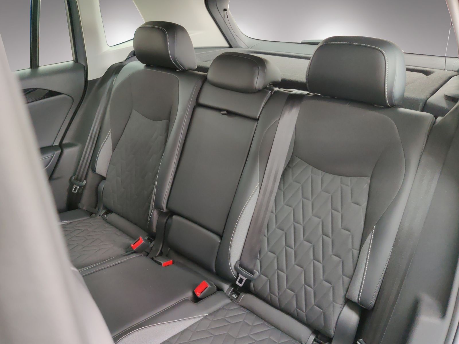 Volkswagen Tiguan - Bild 13