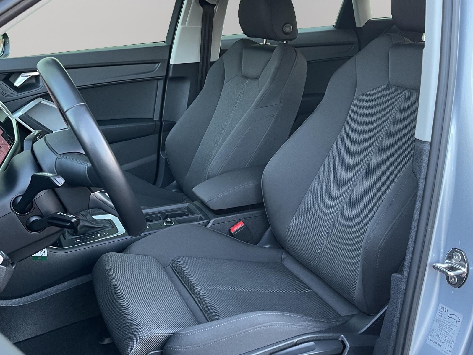 Audi Q3 35 2,0 TDI AUTOM. NAVI LED VIRTUAL GARANTIE, миниатюра 12