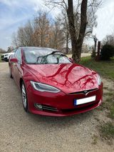 Tesla Model S Standard Reichweite - - Tesla Model S in München