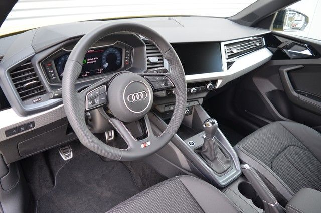 Fahrzeugabbildung Audi A1 citycarver 30 TFSI S line LED Virtual SHZ PDC