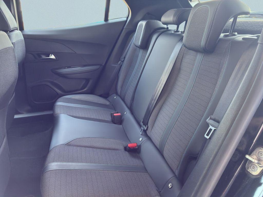 Peugeot 2008 PureTech 130 Allure