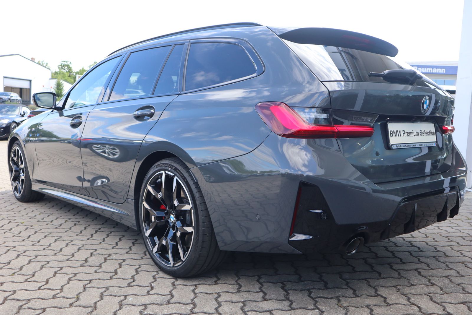 BMW 318d Touring M Sport Pro Lhz Pano.dach Shz foto 3