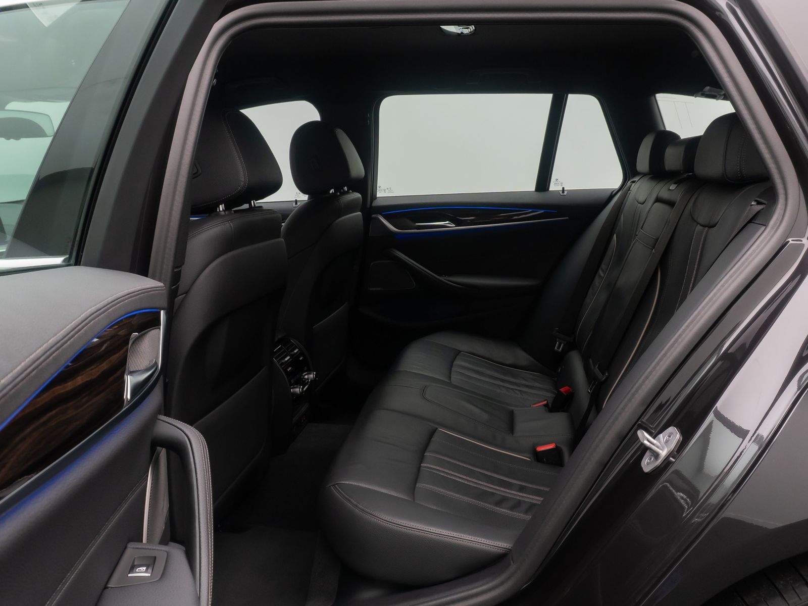 Fahrzeugabbildung BMW 540d xD Luxury Line H/K Kamera DAB AHK 4xKlima