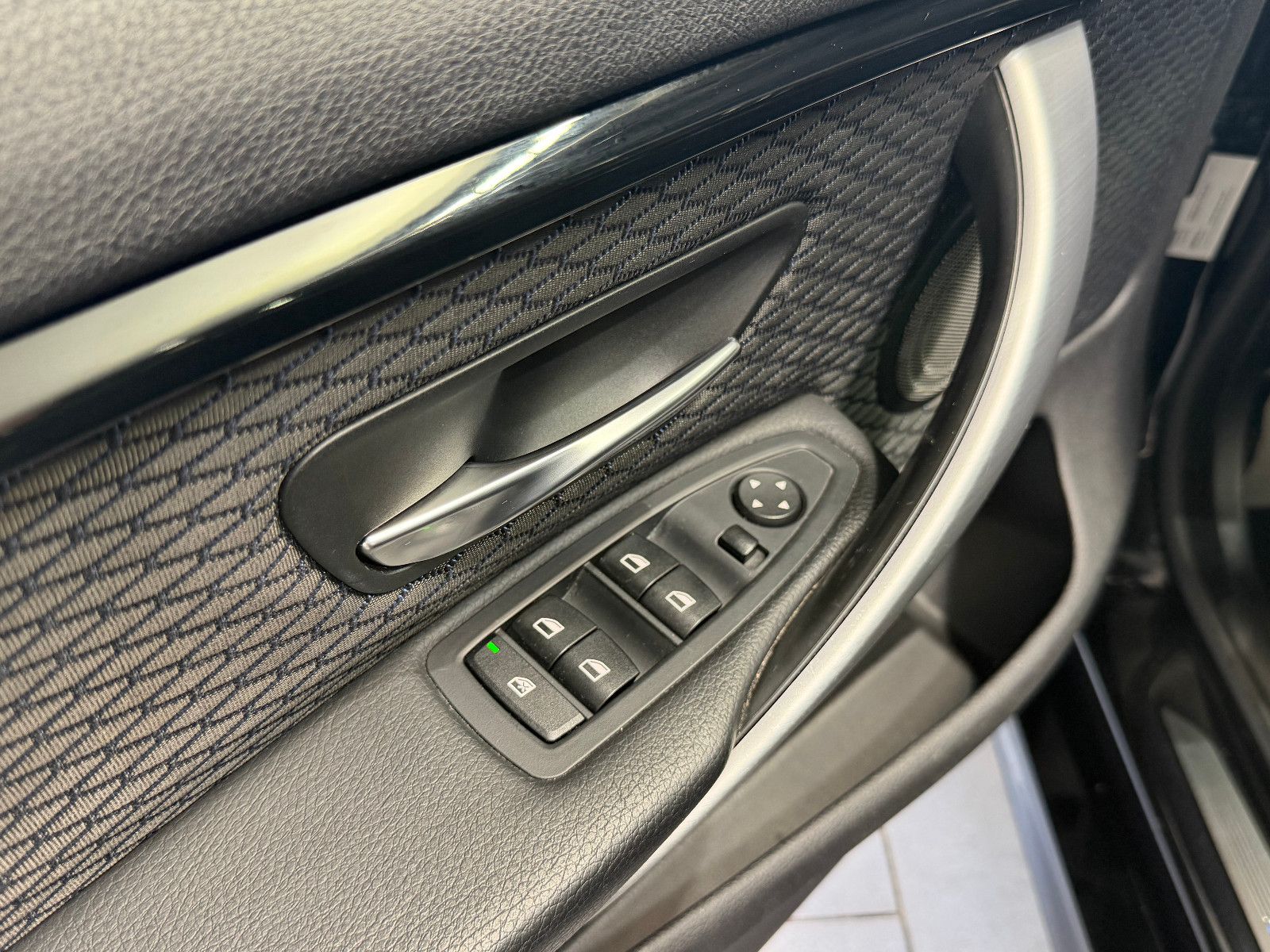 Fahrzeugabbildung BMW BMW 428i xDrive Gran Coupe M Sport|H&K|PANO|1.Hd