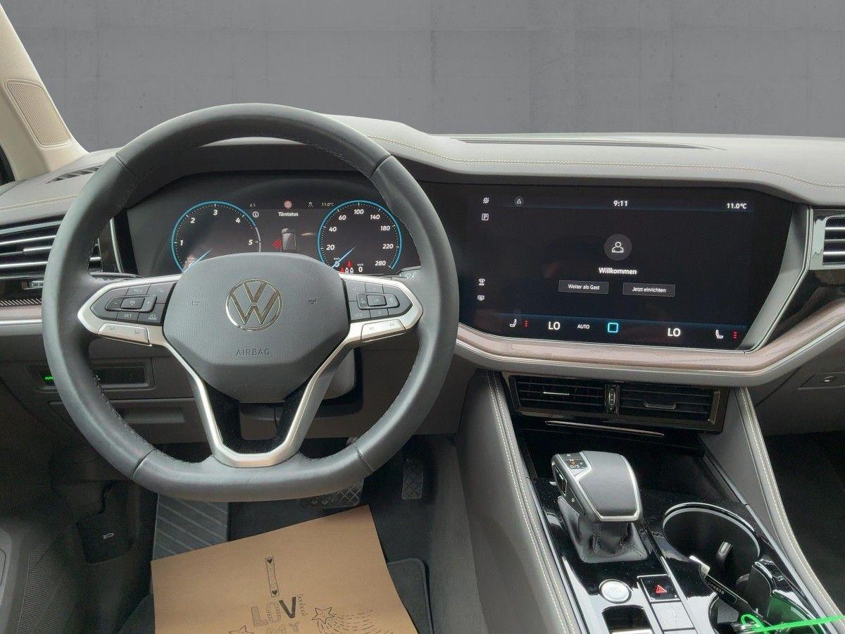 Volkswagen Touareg 3.0 TDI 4M DSG 5JG+HD-MATRIX+NAV+AIR+AHK