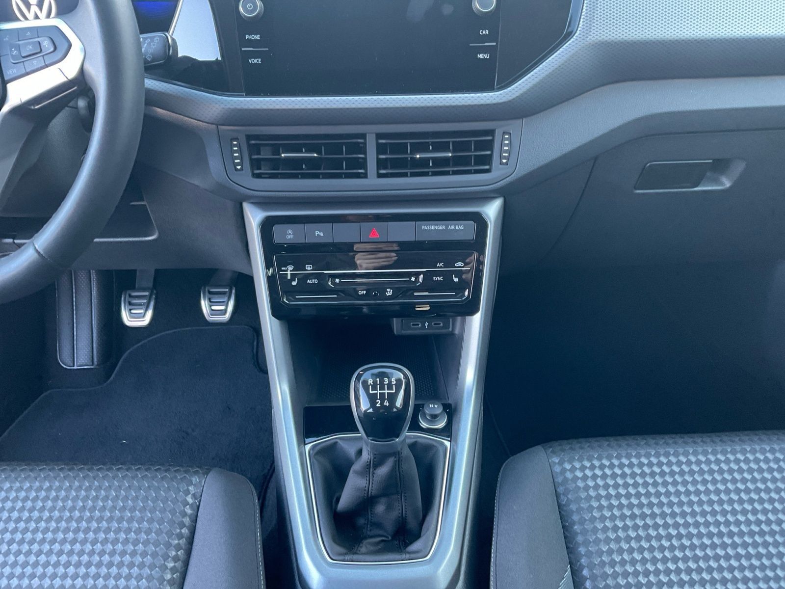 Volkswagen T-Cross - Bild 11