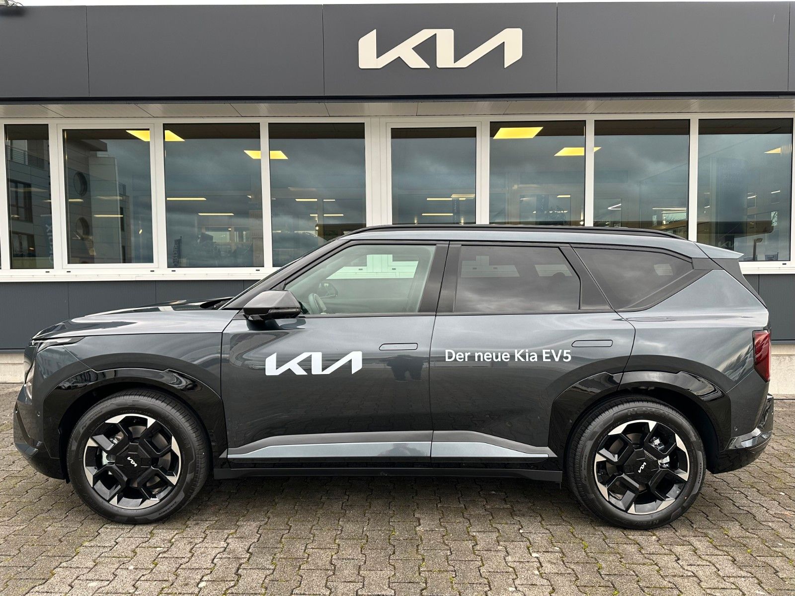 Fahrzeugabbildung Kia EV5 81,4 kWh GT-Line Launch Edition