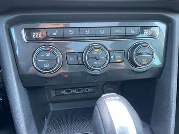 Volkswagen Tiguan - 10