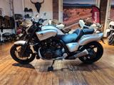 Yamaha VMAX 1700 "Neu + Extras" (500€/4,99%) - YAMAHA NAKED BIKE