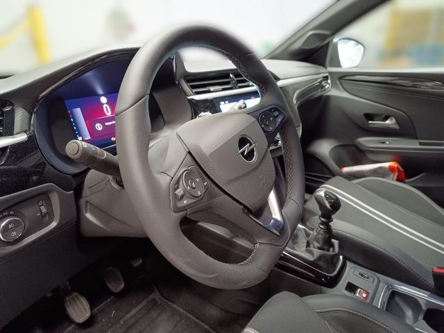 Corsa F GS