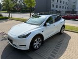 Tesla Model Y (2024) Standard Range - Tesla Model Y aus 2024