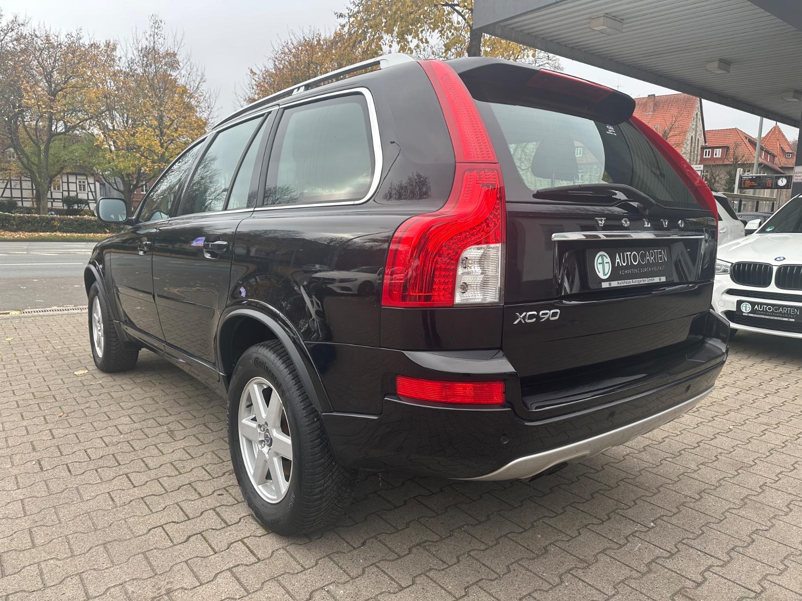 VOLVO XC90 D4 2.4 163ch KINETIC - 7 PLACES - BVA - CUIR - SIÈGES CHAUFFANTS - 1 PROPRIÉTAIRE
