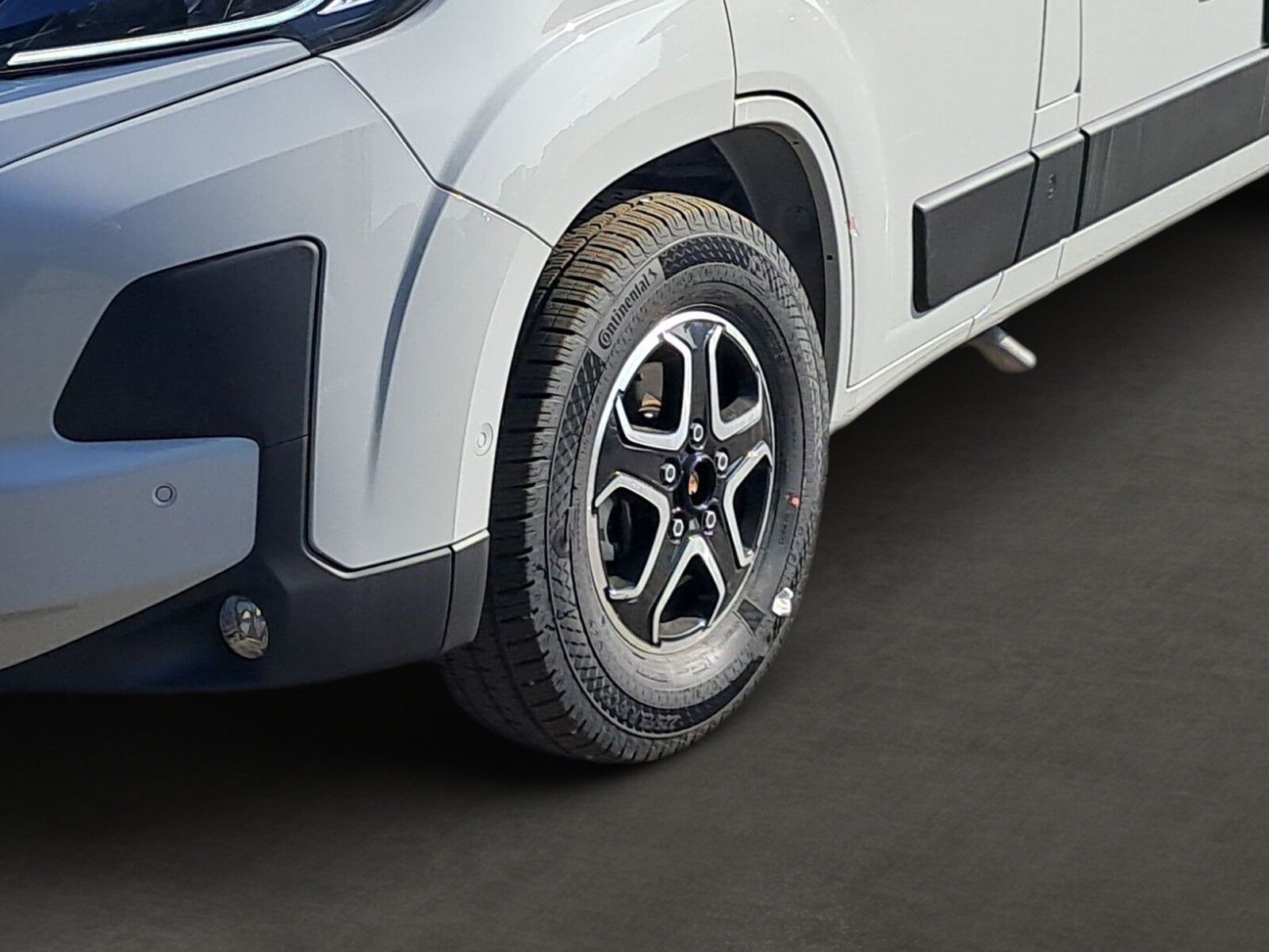 Fahrzeugabbildung Pössl Summit Shine 600 LR Citroen 180 PS Autom.