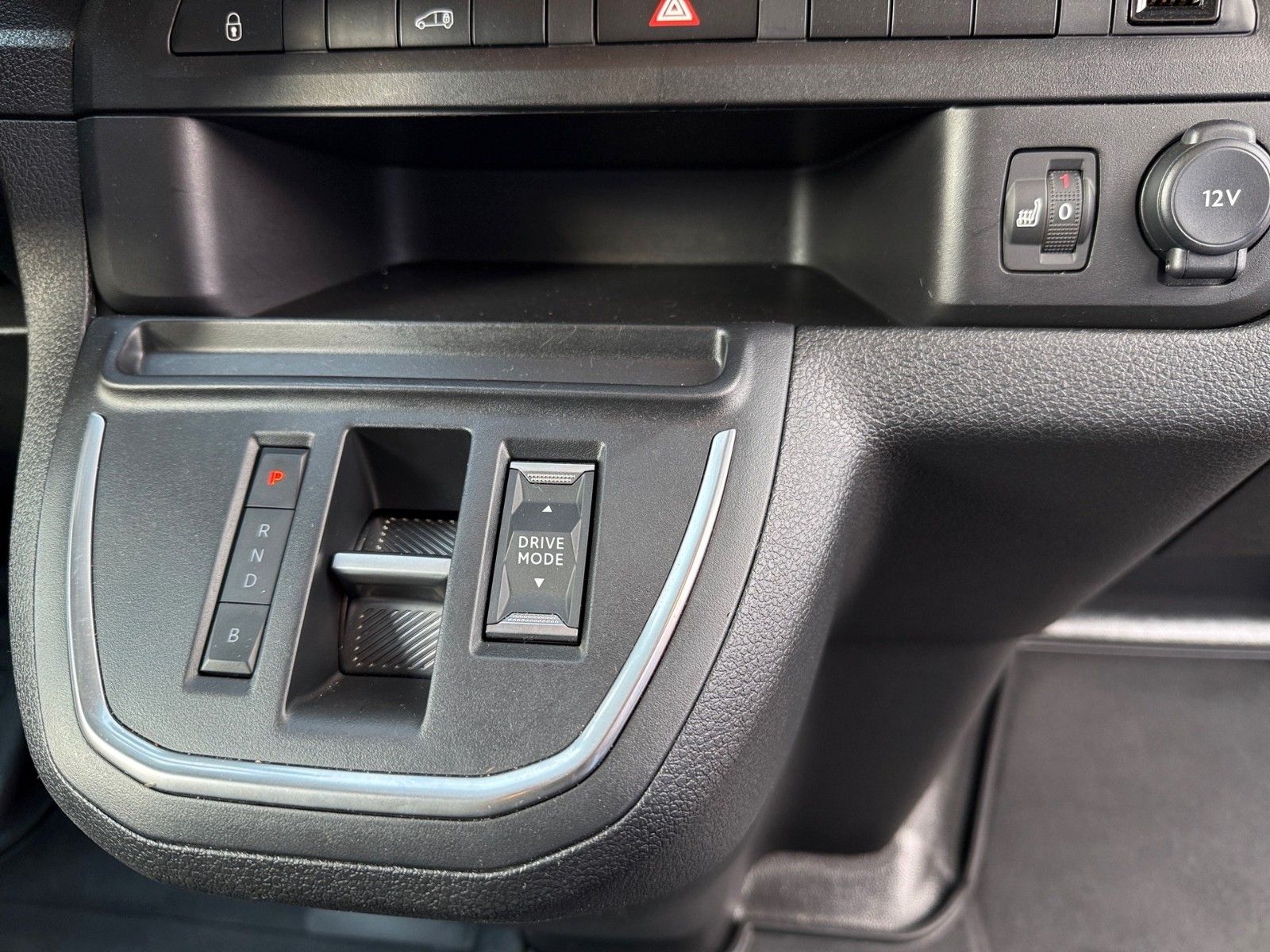 Fahrzeugabbildung Citroën Jumpy Kasten Lang Elektromotor 75 kWh