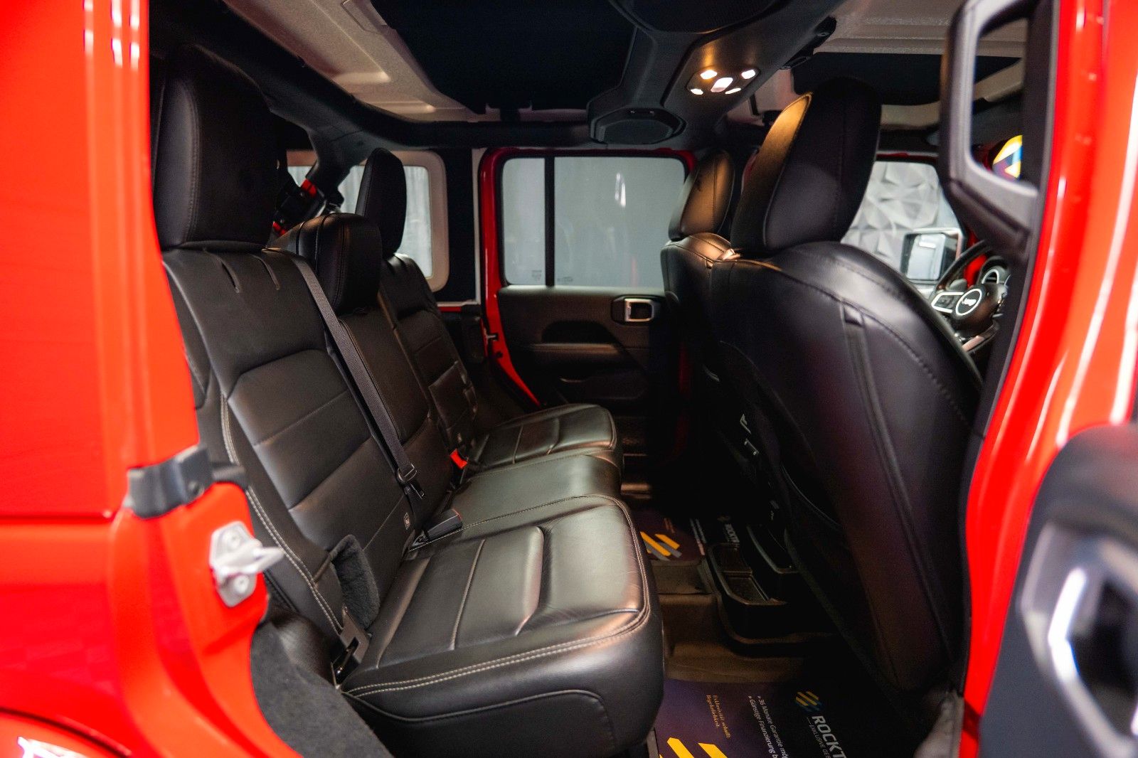 Fahrzeugabbildung Jeep Wrangler Unlimited Sahara OVERLAND 4x4 *LED*ACC*