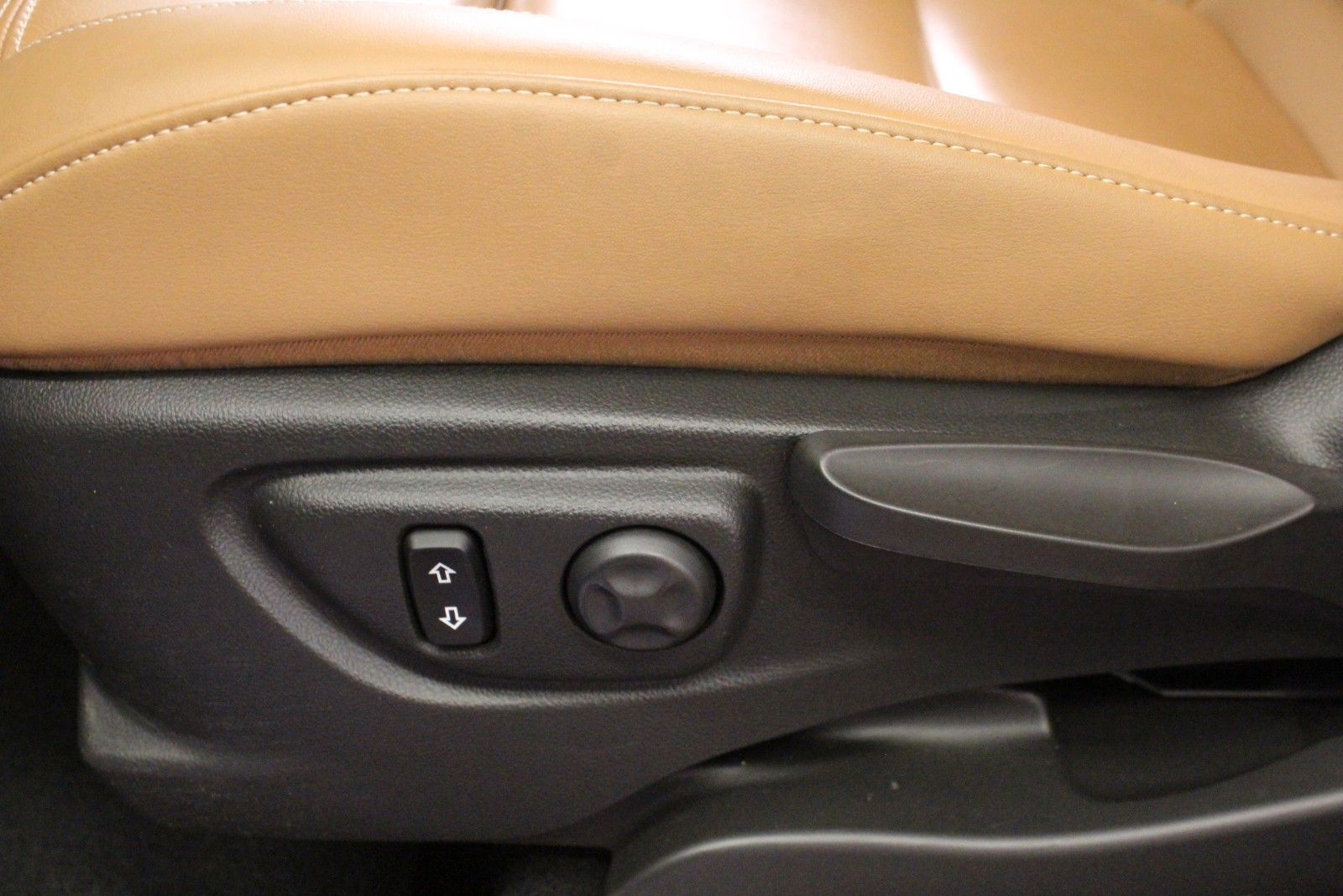Fahrzeugabbildung Opel Mokka X 1.4 1.4 Turbo, Innovation,Automatik