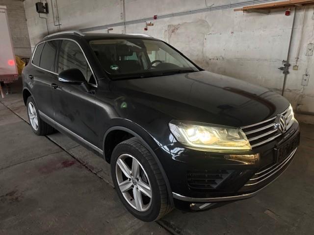 Volkswagen Touareg 3.0 V6 TDI Automatik AHK