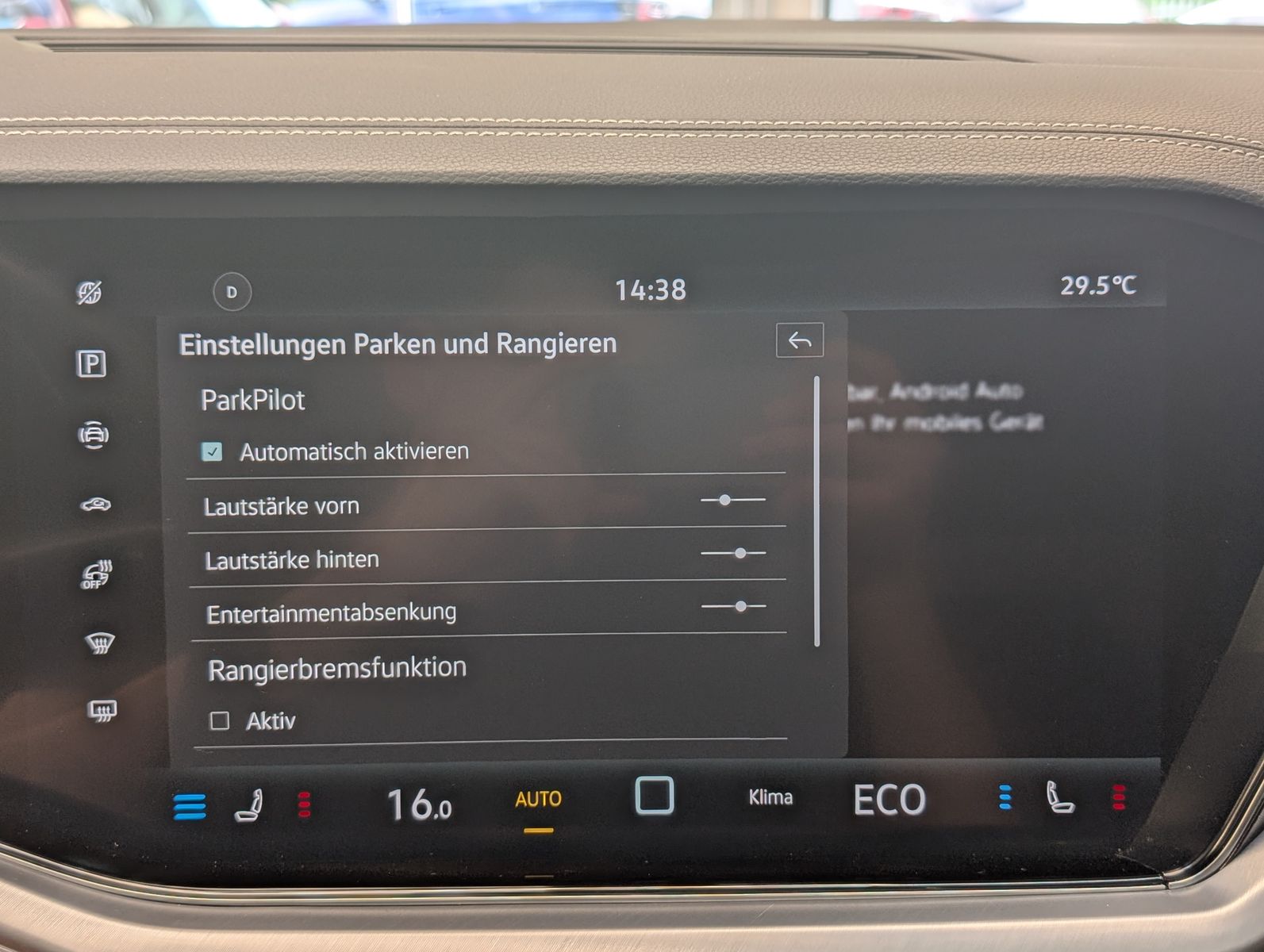 Fahrzeugabbildung Volkswagen Touareg 3.0TDI 4M R-Line VOLL Black 22" UPE 114T