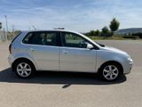 Volkswagen Polo IV Comfortline 1.4i Klimaaut. TÜV 140TKM - Volkswagen Polo: 14