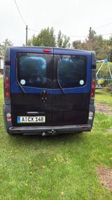 Opel Vivaro - gebrauchte Opel Vivaro aus dem Jahr 2003