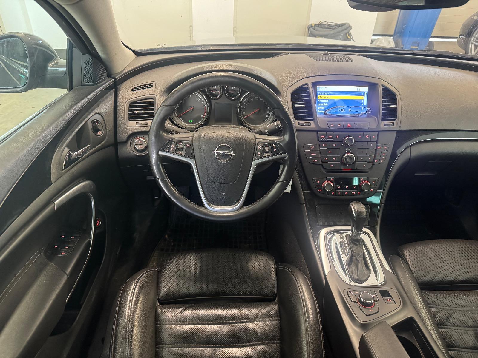 Opel Insignia 2012 — photo 13