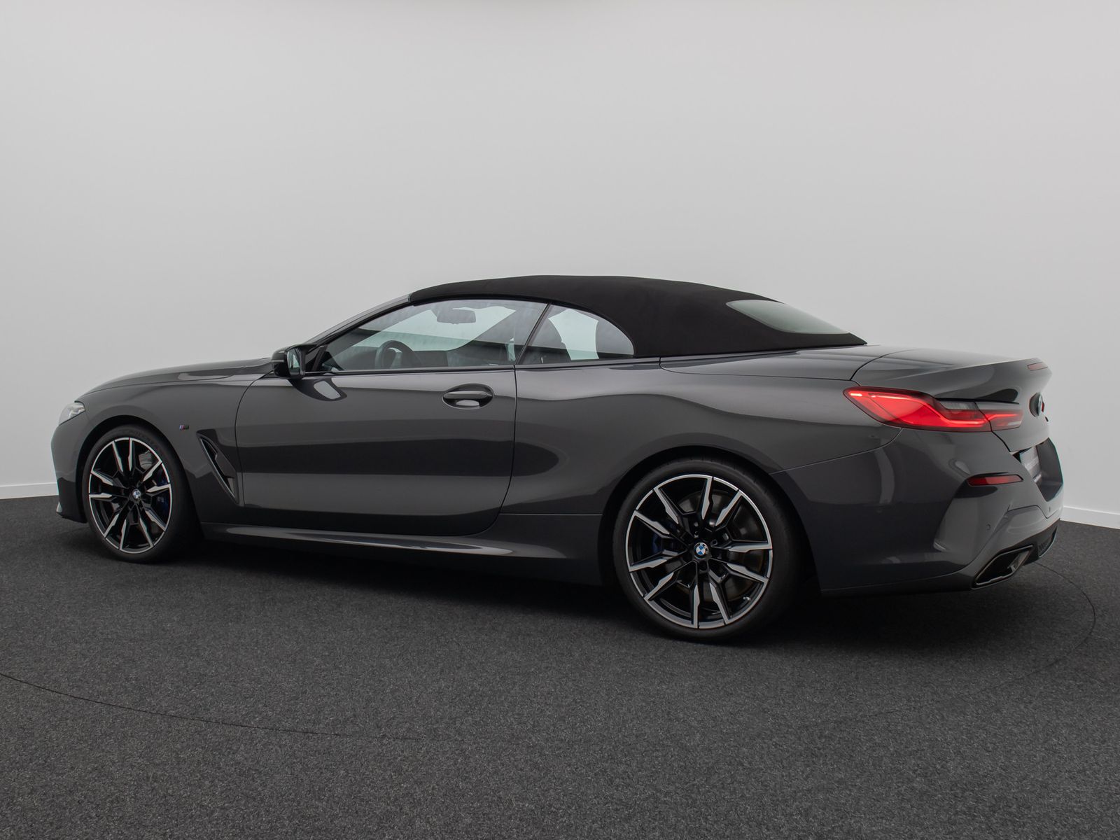 Fahrzeugabbildung BMW M850i xD Cabrio Individual SoftCl 360° Laser 20"