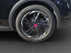 Fahrzeugabbildung DS Automobiles DS 7 Crossback E-Tense 225 Performance Line