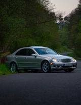 Mercedes-Benz C 32 AMG - Mercedes-Benz C 32 AMG mit Benzin-Antrieb: Limousine