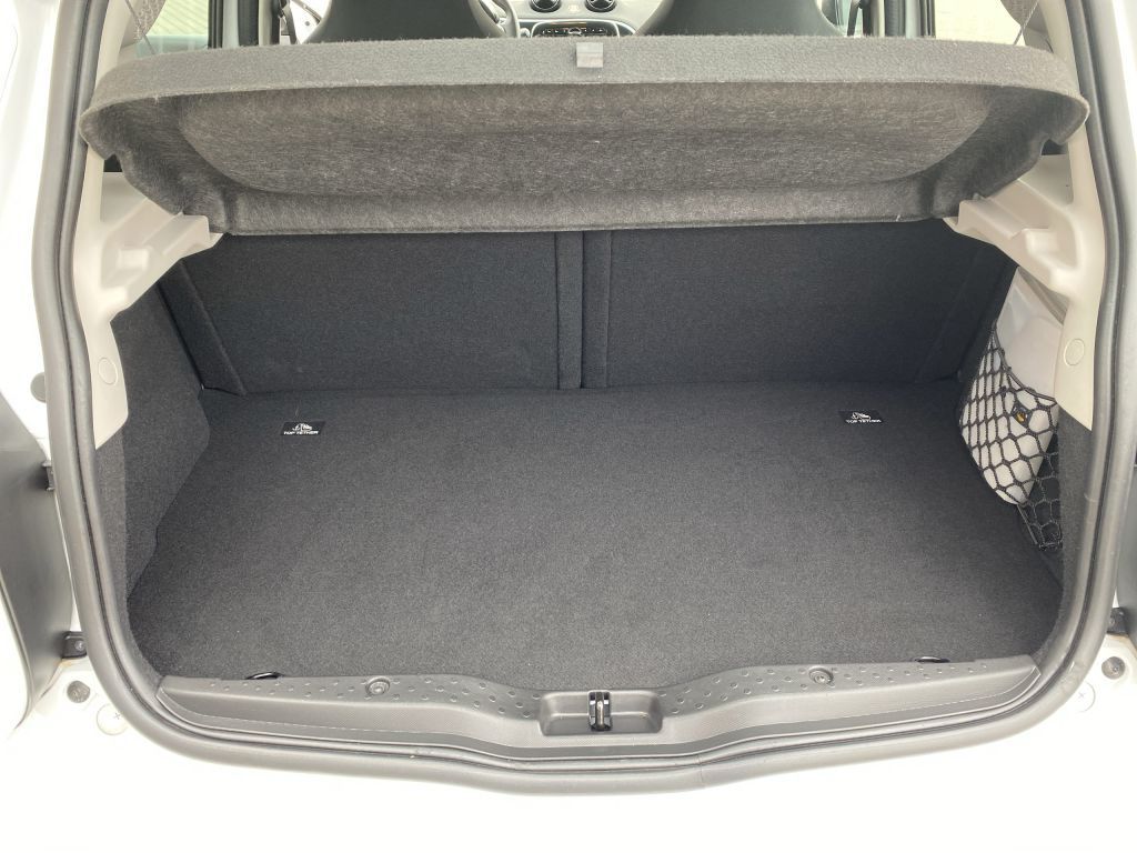Fahrzeugabbildung Smart smart forfour passion *PDC hinten*Sitzh.*Klimaau
