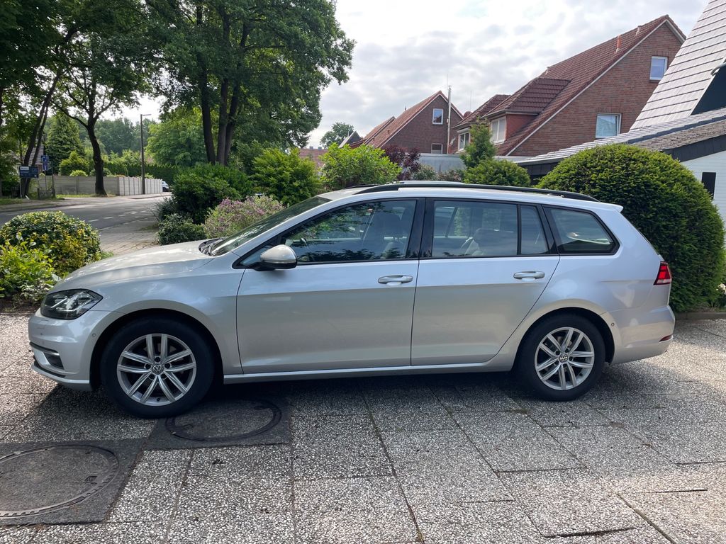 Image of Volkswagen Golf