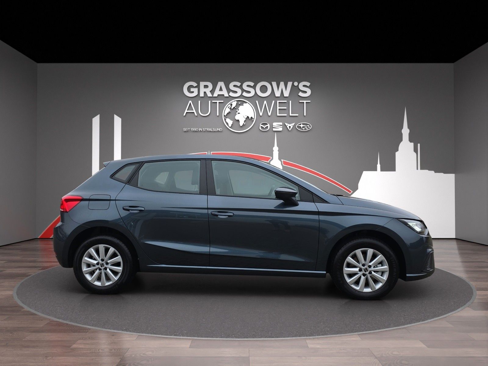 Fahrzeugabbildung SEAT Ibiza 1.0 TSI DSG LED/SHZ/RFK/PDC/APP