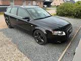 Audi A4  v6(3,2l) TÜV bis 27 - Audi A4 aus 2005: 3.2